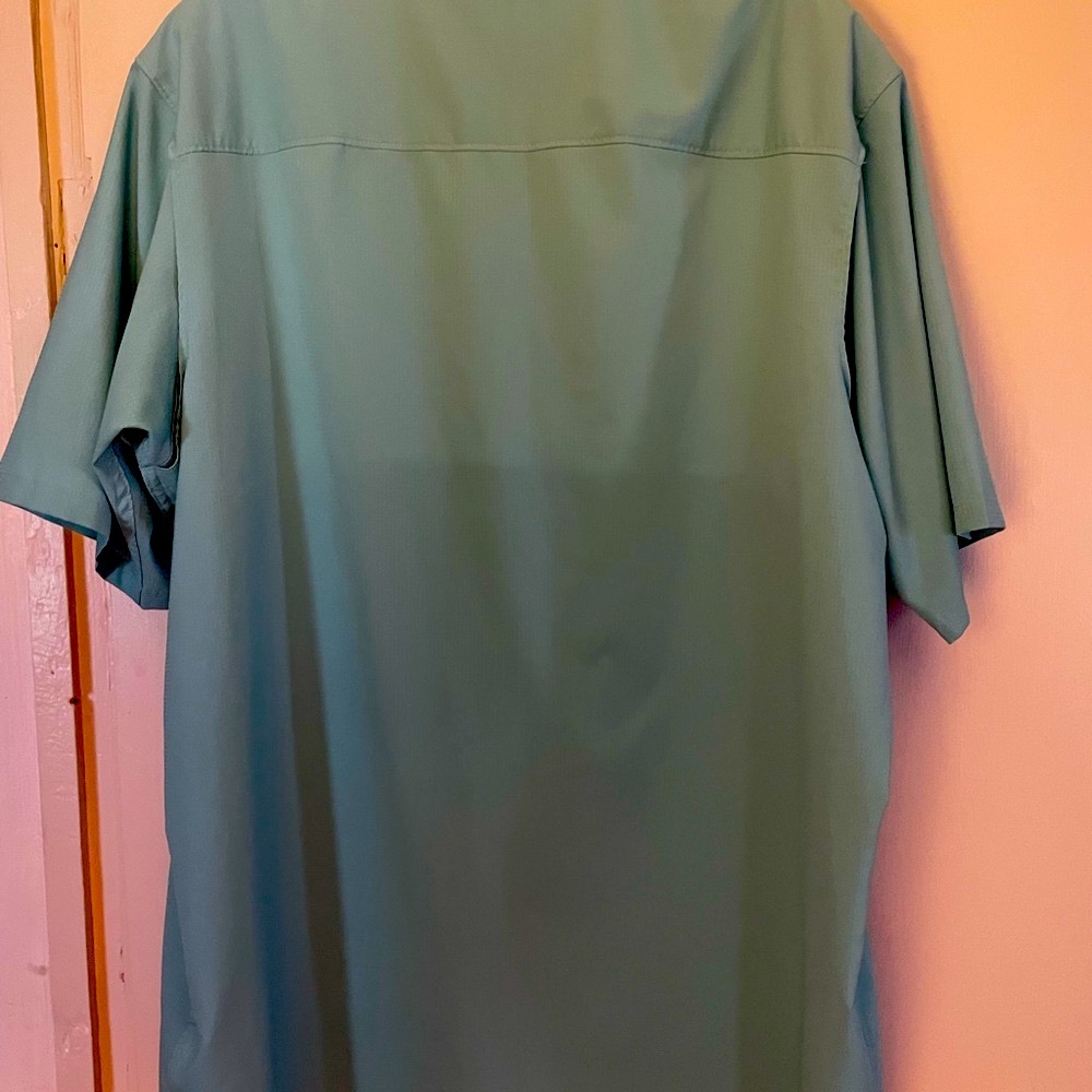 Men’s extra large, tall, Columbia shirt - Picture 2 of 3